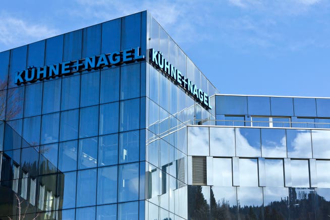 Der Logistikkonzern Kühne+Nagel gehört zu den Gewinnern der Coronakrise und konnte den Gewinn bereits 2020 deutlich steigern.