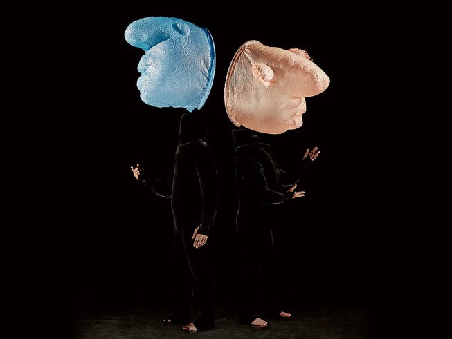 Das Jubiläumsprogramm «50 Years» von Mummenschanz überrascht mit neuen Figuren ganz in der Tradition dieser Theatertruppe.