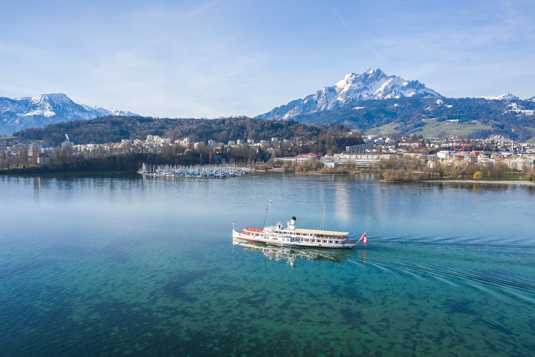 Frühlingsgefühle in Luzern mit dem Dampfschiff Stadt Luzern