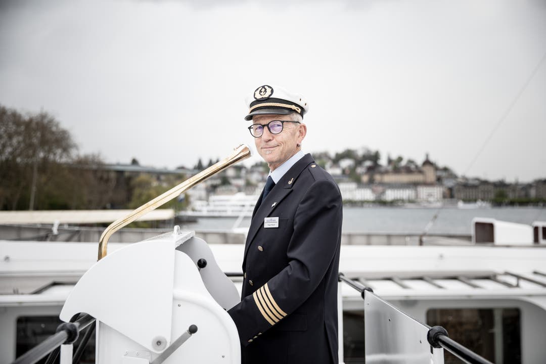 Roger Maurer ist in der 93-jährigen Geschichte des DS Stadt Luzern erst der 9. Kapitän auf dem Schiff. 