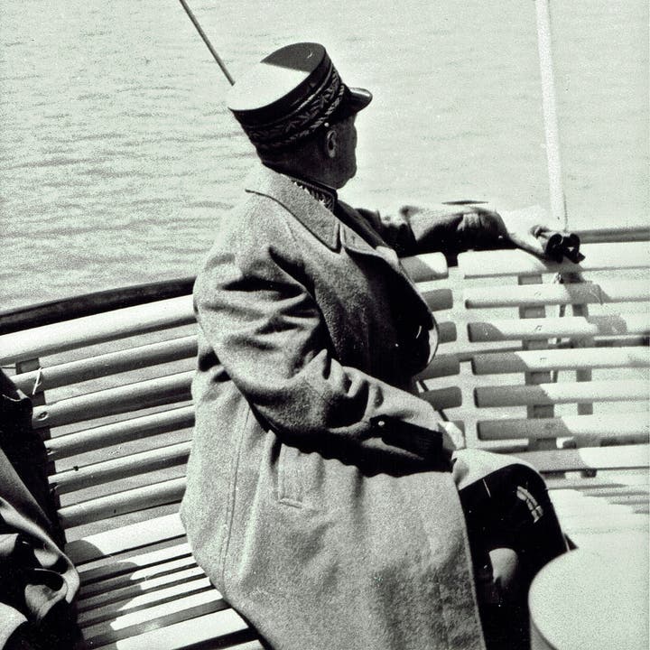 General Guisan 1940 auf dem Dampfschiff Stadt Luzern