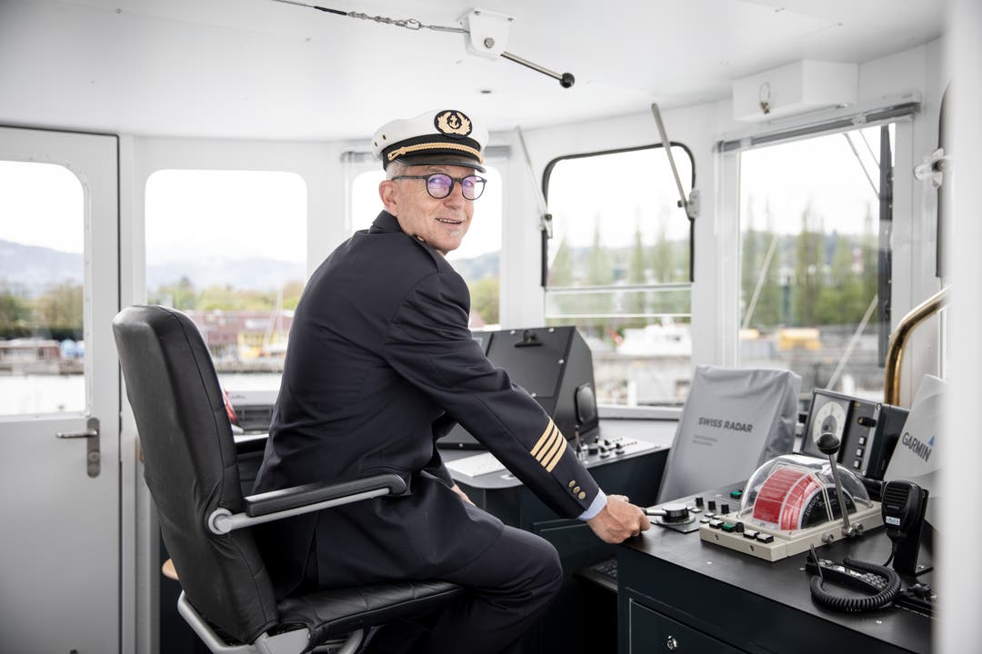 Roger Maurer ist Kapitän der DS Stadt Luzern, das im Sommer täglich von Luzern (ab 11.12 Uhr) bis nach Flüelen und zurück verkehrt. 