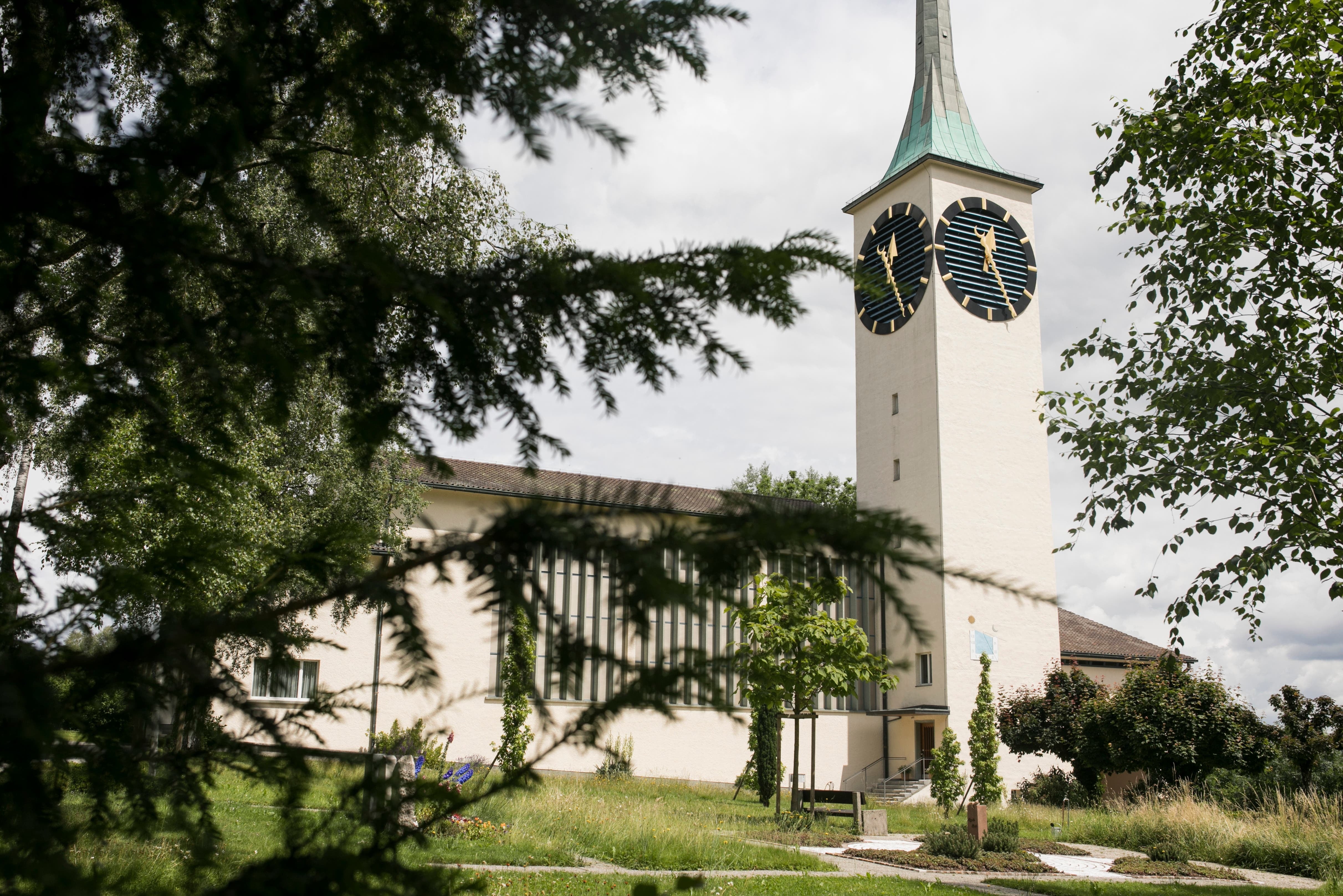 Gemeinden - Über 3600 Austritte: Die Reformierte Kirche Aargau Verliert ...