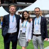 Robin Gnehm, Carla Hänny und Ehemann Nicholas Hänny in Interlaken am Swiss Economic Forum 2019. (Janine Gloor)