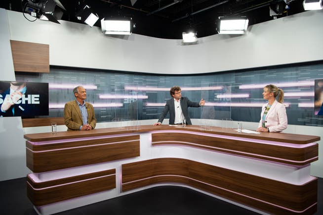 Kurt Egger (links) und Diana Gutjahr diskutieren in der TVO-Sendung «Zur Sache» unter der Leitung von «Tagblatt»-Chefredaktor Stefan Schmid über das CO2-Gesetz.