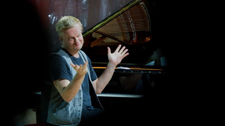 Der finnische Pianist Iiro Rantala – hier 2011 an der Piano Night in der Lokremise St.Gallen – ist Könner und Entertainer zugleich. (Benjamin Manser)