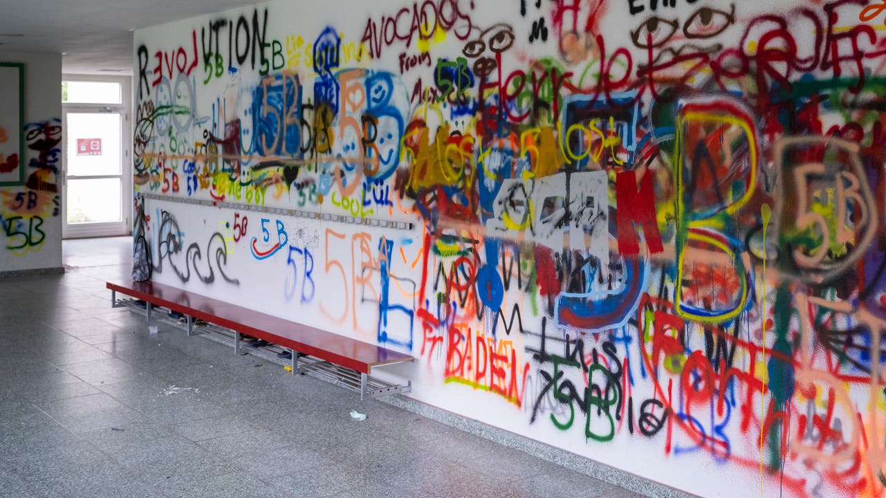 Erste Graffiti-Versuche – Avocados scheinen in der Primarschule ein wichtiges Thema...