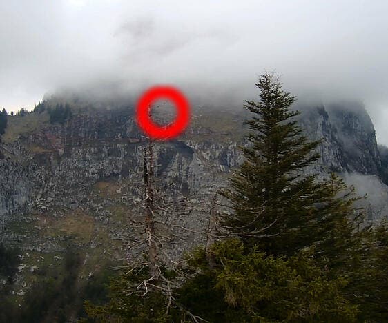Rot eingekreist der Fundort der Person.