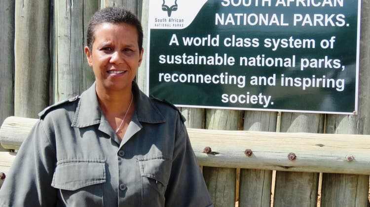 Cathy Dreyer: Sie ist die erste Chef-Rangerin des Kruger-Nationalparks in Südafrika. (Markus Schönherr)