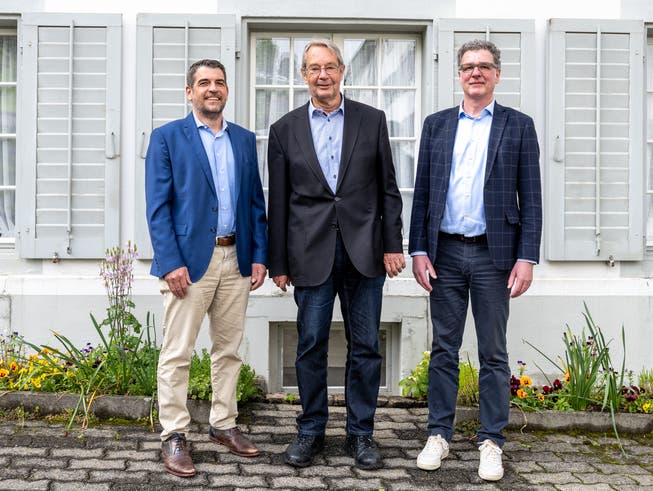 Von links: Gianni Clavadetscher, Viktor Furrer und der neue Präsident des Stiftungsrates Niklaus Reinhard.