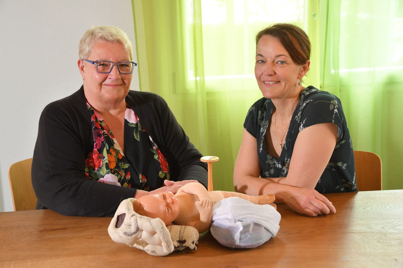 Tag der Hebamme - Trotz hoher Belastung und ständiger Erreichbarkeit