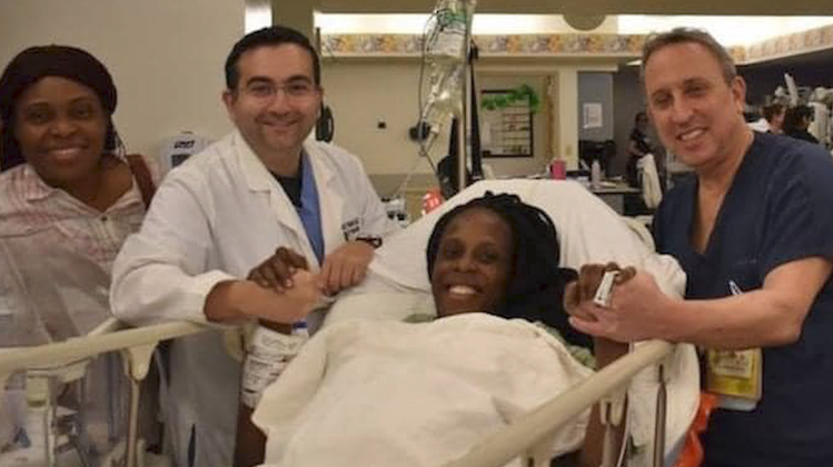 Ärzte übersehen zwei Babys: Frau bringt Neunlinge zur Welt