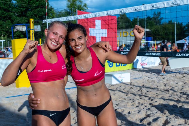 Shana Zobrist (rechts) und Menia Bentele an den Nachwuchs-Schweizermeisterschaften am 22. August 2020, an welchen sie den Titel in der Kategorie U21 geholt haben.