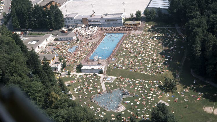 Das öffentlich zugängliche Dolder Bad gehört der Dolder Hotel AG und ist für mehrere Stadtzürcher Quartiere das einzige Freibad. (Archivbild: Ria/Str/ Photopress)