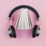 Leser sind längst auch Hörer: Audiobücher boomen. (Bild: Getty)