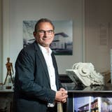 Architekt Cyrill Bischof, Präsident des katholischen Kirchenrats, in seinem Büro in Romanshorn. (Ralph Ribi)