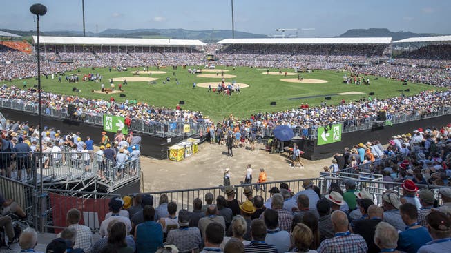 Schwingen mobilisiert normalerweise die Massen, so wie hier am Eidgenössischen 2019 in Zug. Doch mit Corona wurde alles anders.