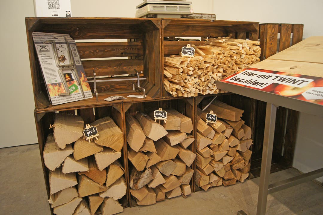 Eigenes Cheminee-Holz ist in verschiedenen Grössen erhältlich.