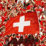 Hoffen auf die Schweiz – aber geht es wirklich weiter für die Nati? (Ronald Wittek / EPA (Archivbild, Juni 2006))