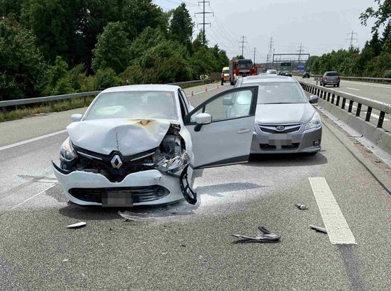 Unfall Auf Der A1 Hohe Wangen An Der Aare Auffahrkollision