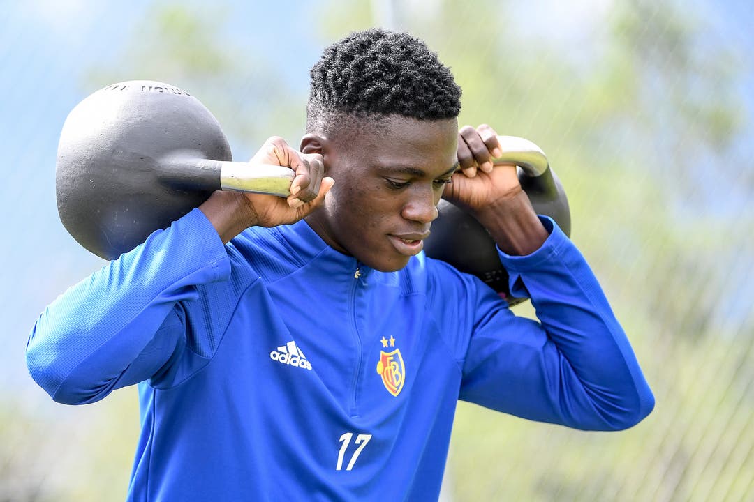Für Neuzugang Nasser Djiga ist es das erste Trainingslager in Europa. Der 18-jährige kam aus Burkina Faso zum FCB.