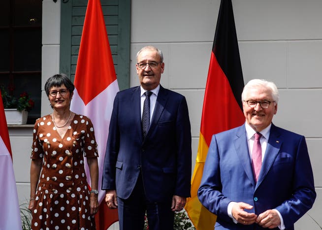 Bundespräsident Guy Parmelin mit Ehefrau Caroline am Treffen der deutschsprachigen Staatsoberhäupter mit Frank-Walter Steinmeier.