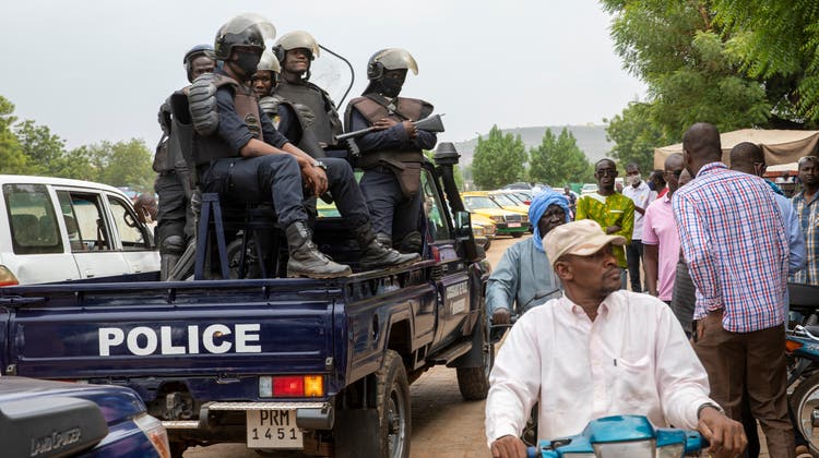 Haben den Jihadisten ohne ausländische Unterstützung wenig entgegenzusetzen: Malis Polizisten. (Keystone)