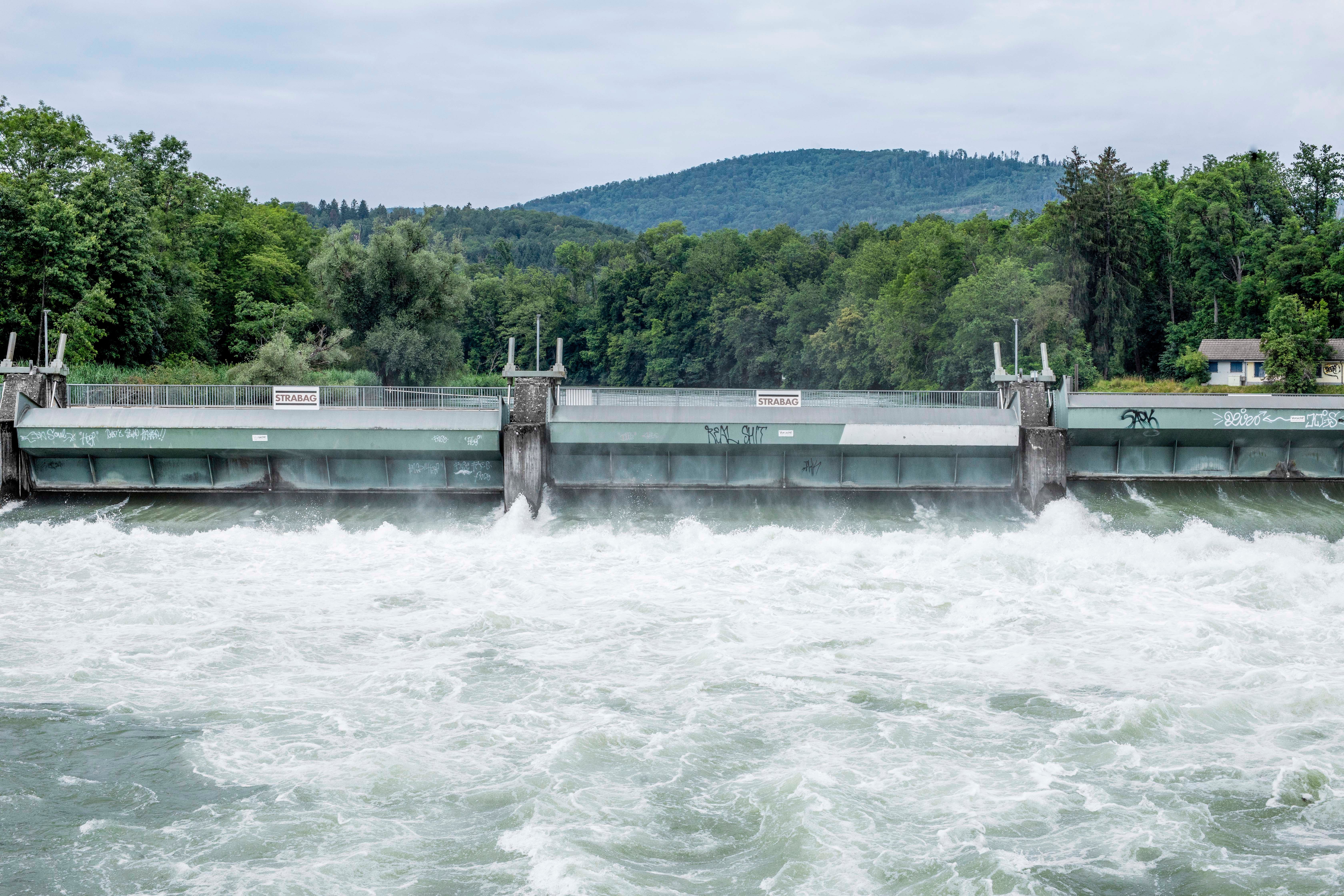 Berner Regulieren Wasserstand Im Aargau – Viel Regen Angesagt