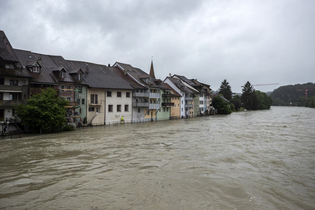 In Mellingen an der Reuss ist die Hochwasserlage kritisch.