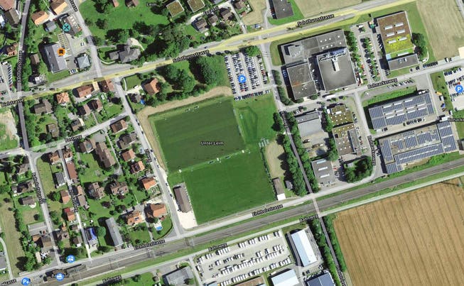 Möglicher Platz für einen Neubau wäre das Gebiet Unterer Leim nördlich des Fussballplatzes.