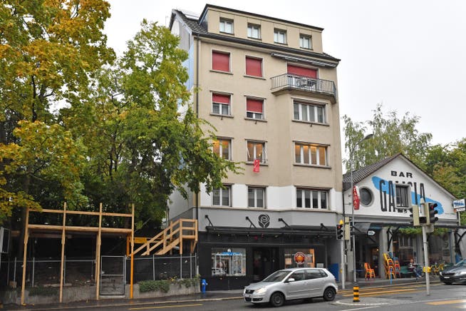 Neben der Galicia-Bar gibts es inzwischen eine Terrasse, für welche die Stadt Olten im vergangenen Jahr einen Baustopp verfügte.