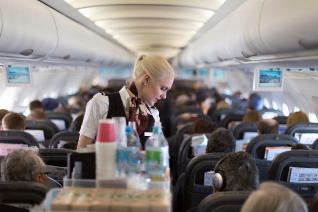 Paradox: Trotz Stellenabbau kämpft die Swiss beim Einsatzplan der Flight Attendants mit einem Personalengpass.