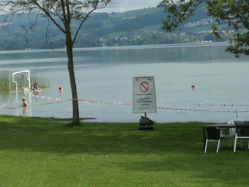 Gemeinde Nottwil: Hier gilt Hochwassergefahr. Baden für Nichtschwimmer verboten!