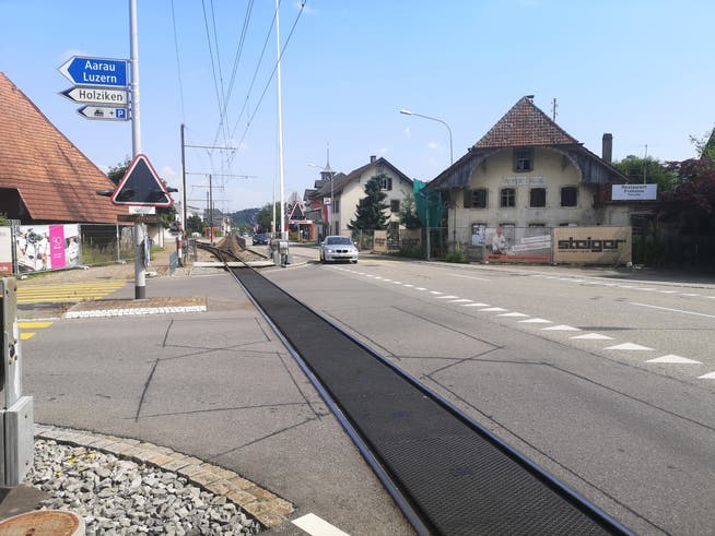 Der längst geschlossene «Frohsinn» (r.) wird verschwinden. Wie es mit dem Hochstudhaus (l.) weitergeht, ist offen.