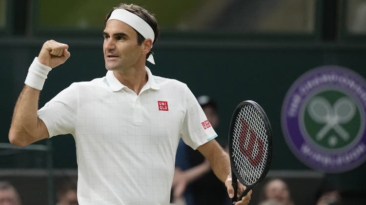 Roger Federer überzeugt in Wimbledon erneut. (Neil Hall / EPA)