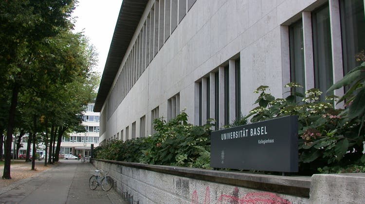 Bald ein Ableger im Ausland? Die Universität Basel. (Bild: Christoph Zehnder)