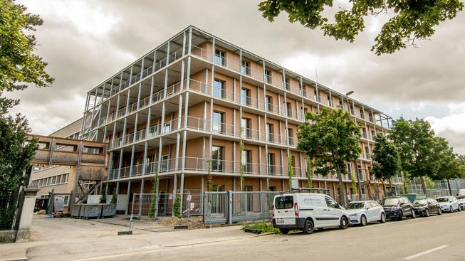 Das Bundesasylzentrum Basel liegt neben dem Gefängnis und Ausschaffungsgefängnis Bässlergut.