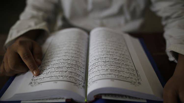Die Texte für das Islamische Recht aus dem Koran werden in den muslimischen Länden verschieden ausgelegt und interpretiert. (Bild: Getty)
