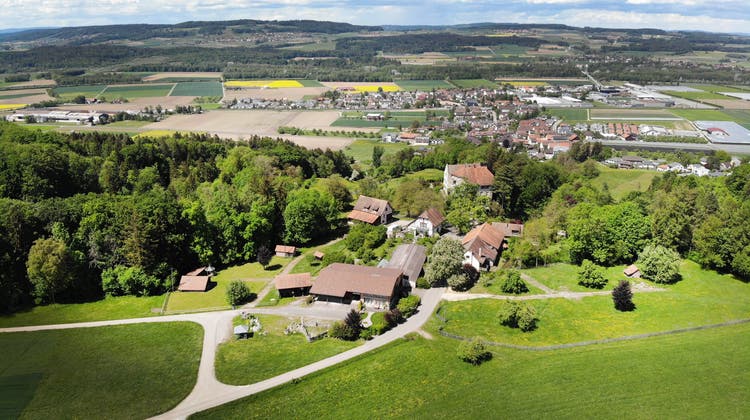Blick über die Thurtalgemeinde Felben-Wellhausen mit dem Schloss Wellenberg im Vordergrund. (Bild: Andrea Stalder)