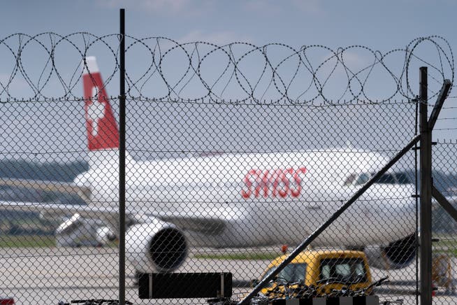 Ein Charterflug der Swiss soll bei der Evakuierung helfen. (Symbolbild)