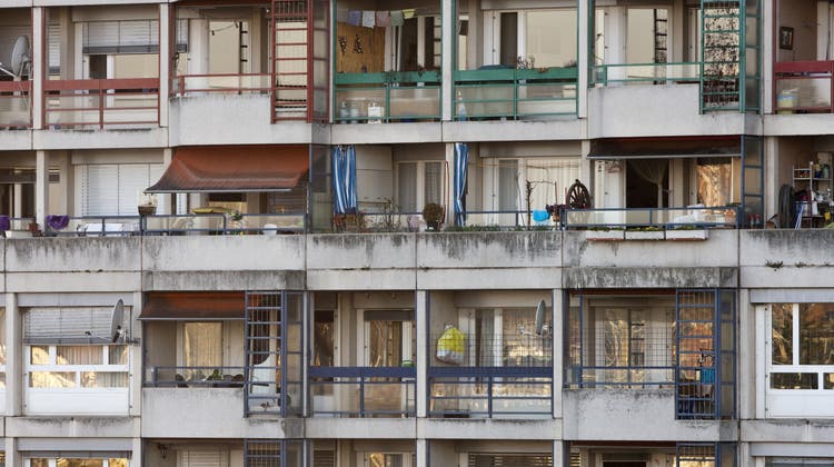 Bezahlbarer Wohnraum soll besser geschützt sein, das forderte die letzte Wohnschutzinitiative im November 2021. (Martin Ruetschi / Keystone)