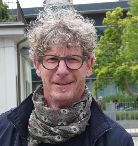 Mitte-Grossrat und Schulleiter Jürg Baur.