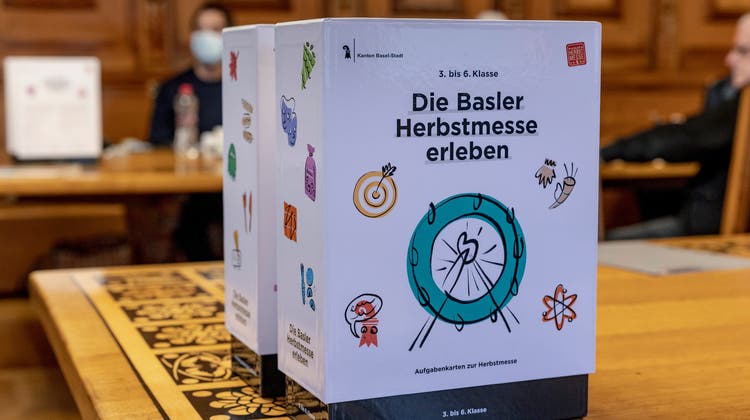 Die Ideenbox «Die Basler Herbstmesse erleben» wird an die Basler Kindergärten und Primarschulen verteilt. (Bild: Kenneth Nars)