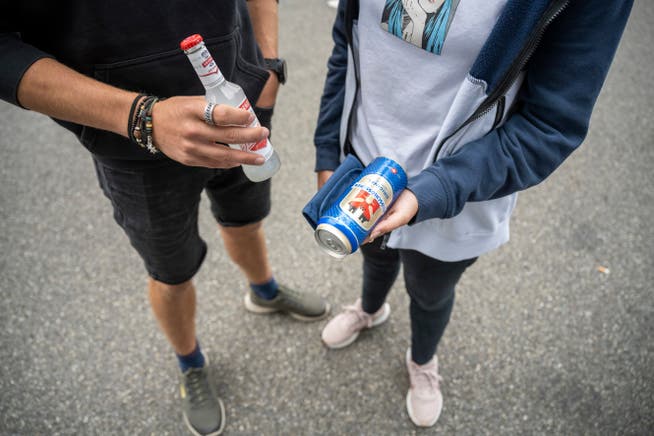 In Kreuzlingen haben bei den Testkäufen zwei Betriebe Alkohol und Tabakwaren an die Jugendlichen verkauft.