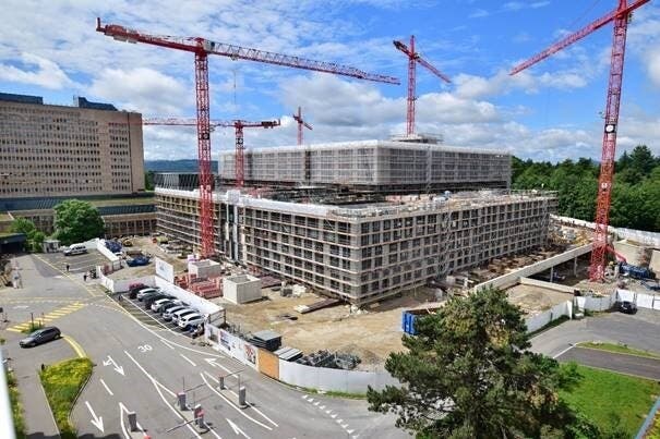 Der Neubau des Kantonsspitals Baden im August 2021.
