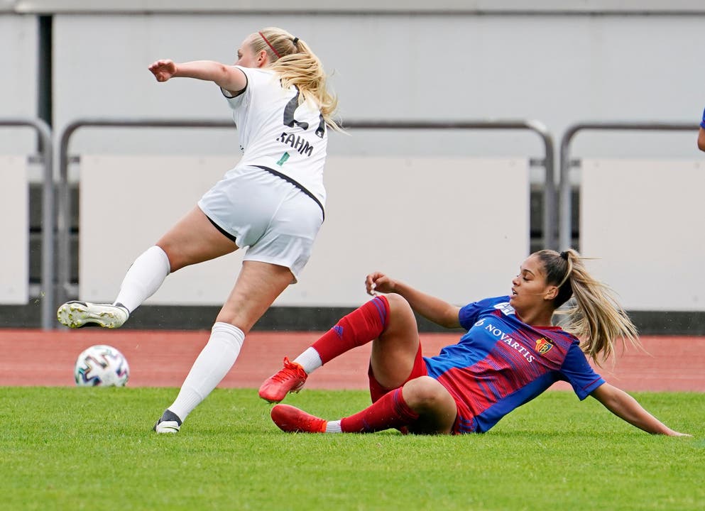 Defensiv lassen die FCB Frauen vor allem in der ersten Halbzeit wenig zu.