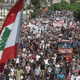 Der Libanon erhebt sich gegen die «Mörder»: 300'000 auf Beiruts Strassen