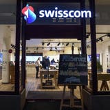 Die Swisscom hat 2021 bisher 8,34 Milliarden Franken umgesetzt. (Keystone)