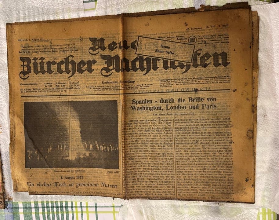 Es kamen auch diverse Zeitungen zum Vorschein, die es heute nicht mehr gibt, etwa die «Neuen Zürcher Nachrichten». 
