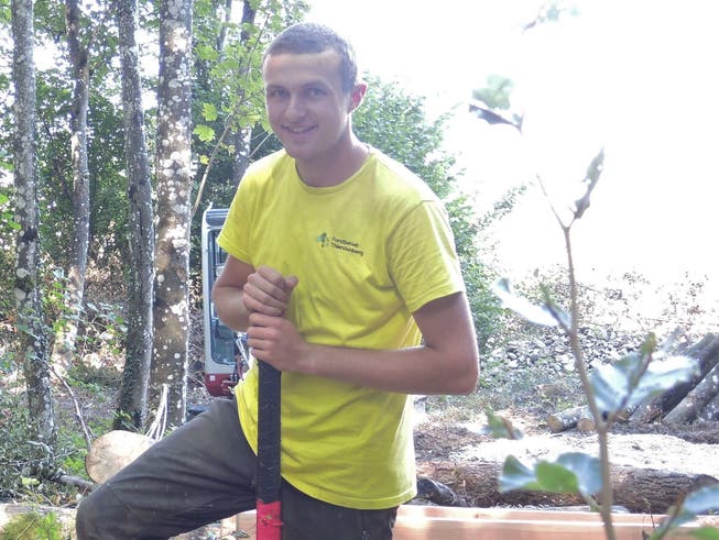 Rafael Ruckli (17) absolviert seine Lehre im Forstbetrieb Thiersteinberg in Gipf-Oberfrick. 